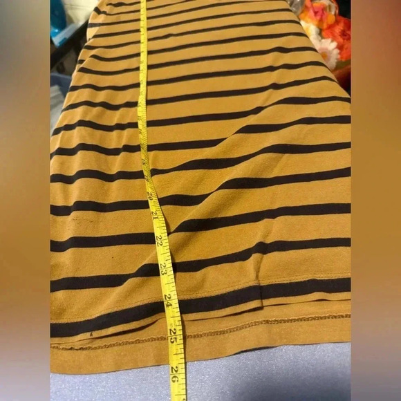 GAP Yellow and Black Striped Short Sleeve Tee - Picture 4 of 4